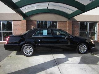 Photo of 2011 Cadillac DTS