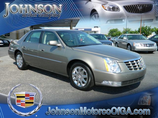Photo of 2011 Cadillac DTS