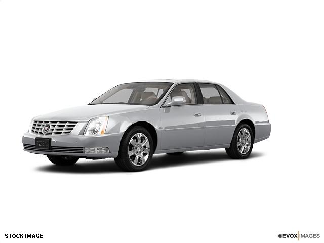 Photo of 2011 Cadillac DTS