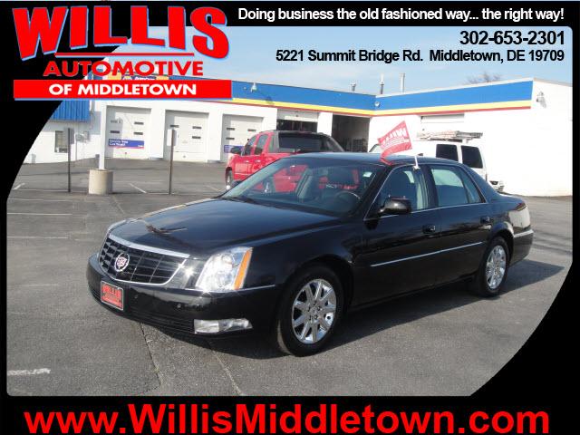 Photo of 2011 Cadillac DTS