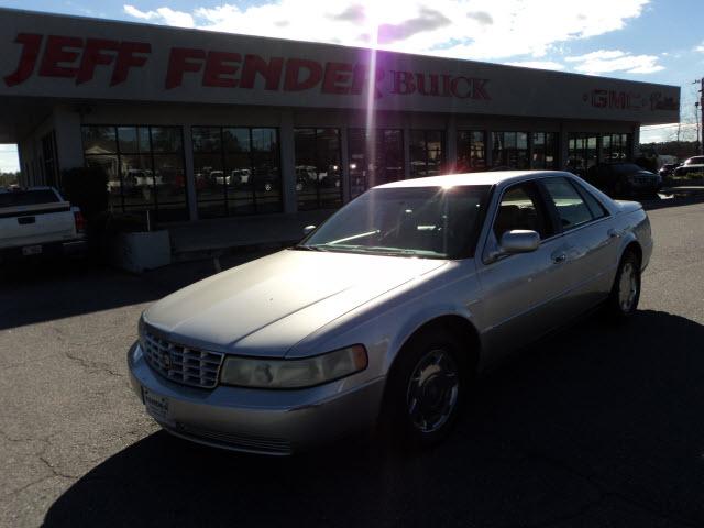 Photo of 2001 Cadillac Seville