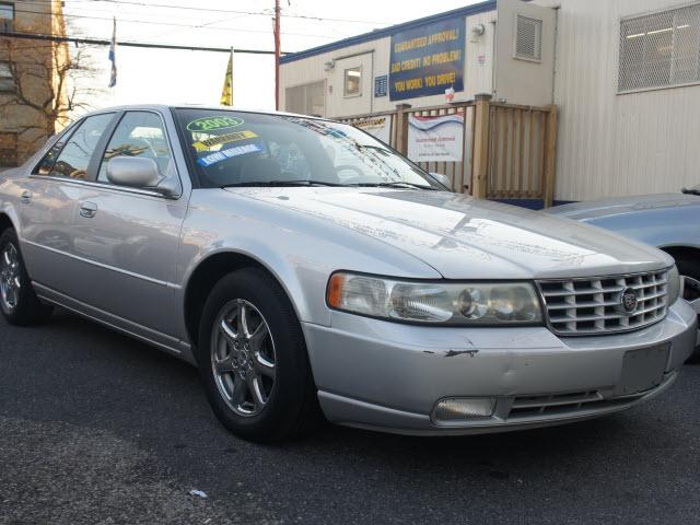 Photo of 2003 Cadillac Seville