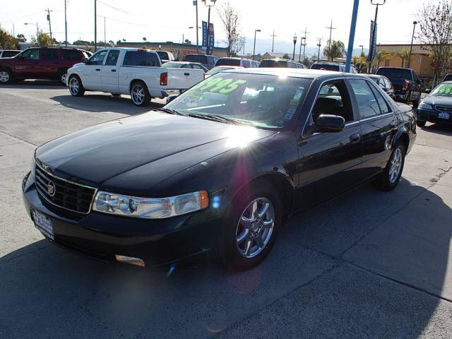 Photo of 2004 Cadillac Seville