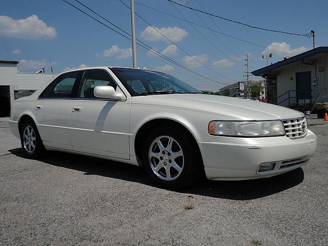 Photo of 2001 Cadillac Seville