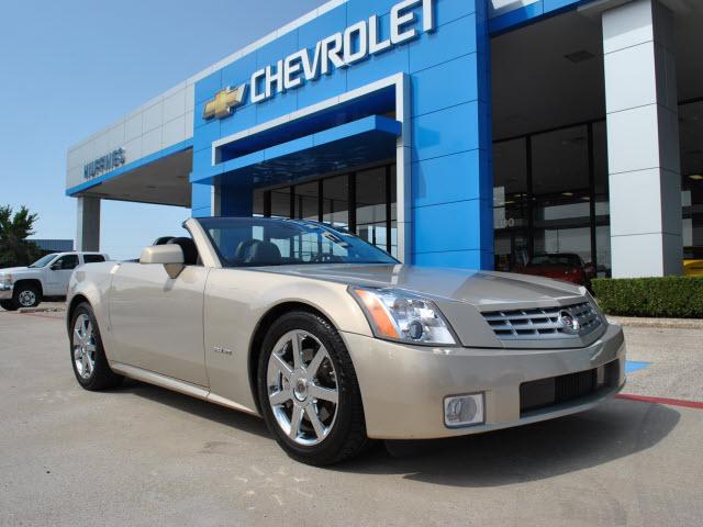 Photo of 2006 Cadillac XLR