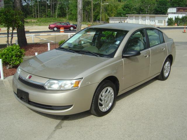 Photo of 2004 Saturn Ion
