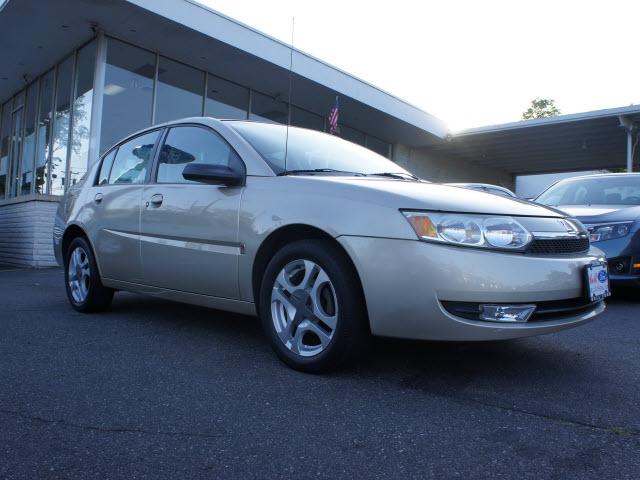 Photo of 2004 Saturn Ion