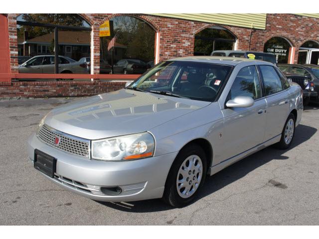 Photo of 2004 Saturn L300