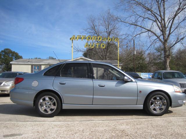 Photo of 2003 Saturn L200
