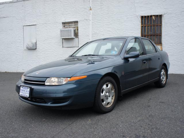Photo of 2002 Saturn L300