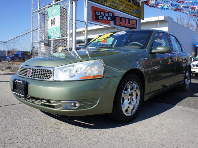 Photo of 2003 Saturn L300