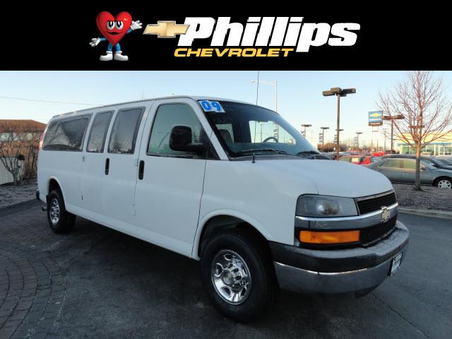 Photo of 2009 Chevrolet Express 3500