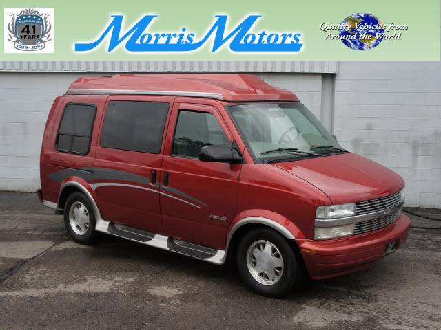Photo of 2002 Chevrolet Astro