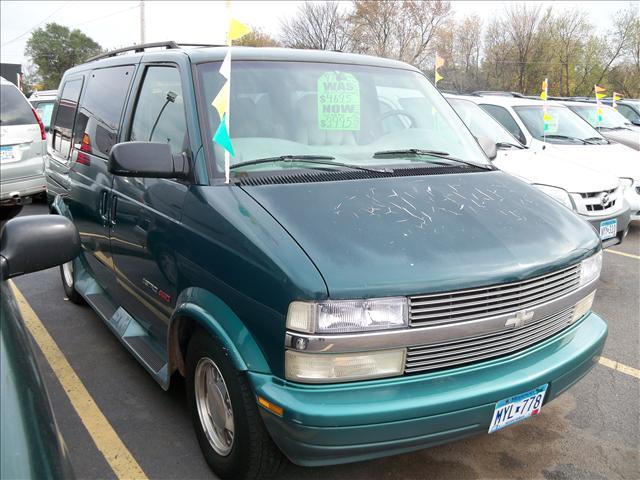 Photo of 1997 Chevrolet Astro