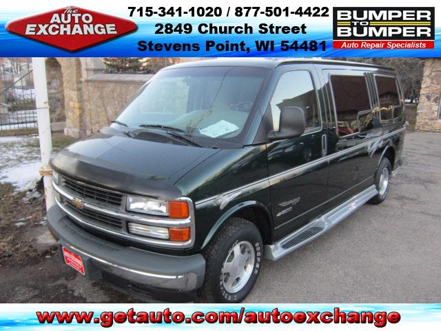 Photo of 2001 Chevrolet Van