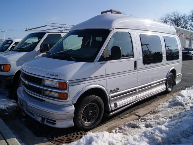 Photo of 1998 Chevrolet Van