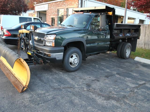 Photo of 2004 Chevrolet Silverado 3500
