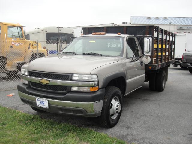 Photo of 2001 Chevrolet Silverado 3500