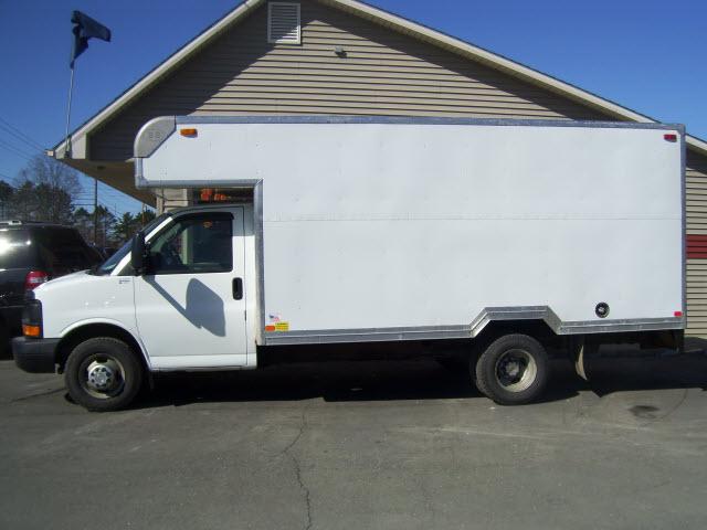 Photo of 2005 Chevrolet Van