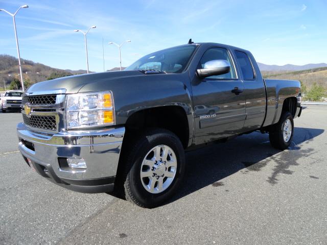 Photo of 2011 Chevrolet Silverado 2500