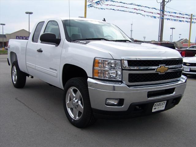 Photo of 2011 Chevrolet Silverado 2500HD