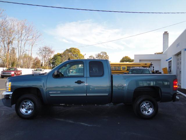 Photo of 2010 Chevrolet Silverado 2500HD