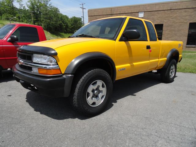 Photo of 2003 Chevrolet S10