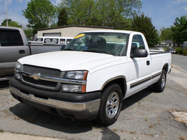 Photo of 2005 Chevrolet Silverado 1500