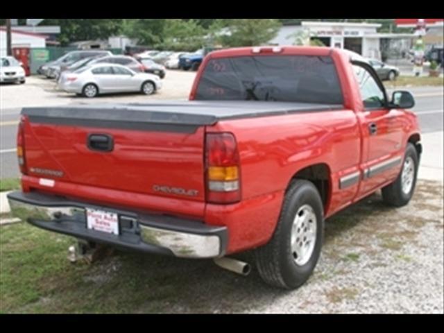 Photo of 2002 Chevrolet Silverado 1500