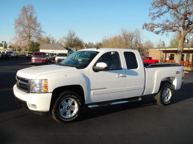 Photo of 2007 Chevrolet Silverado 1500