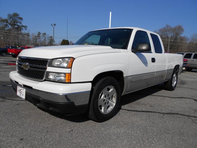 Photo of 2006 Chevrolet Silverado 1500