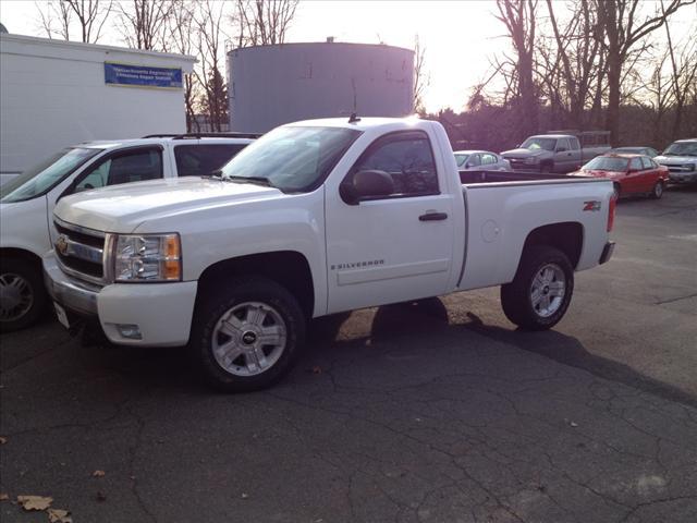 Photo of 2008 Chevrolet Silverado 1500