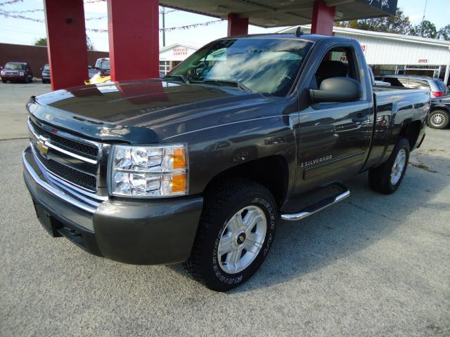 Photo of 2007 Chevrolet Silverado 1500