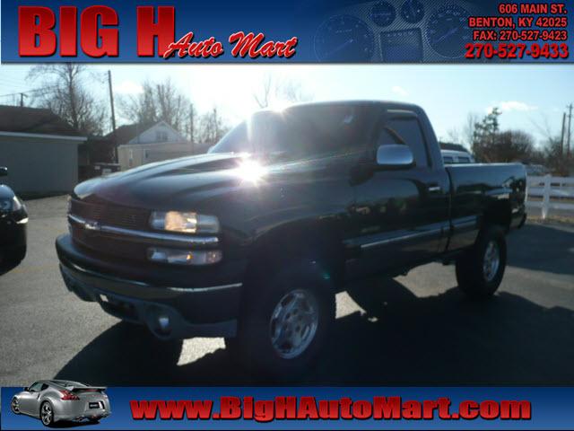 Photo of 2002 Chevrolet Silverado 1500