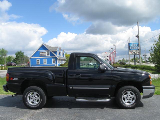 Photo of 2003 Chevrolet Silverado 1500