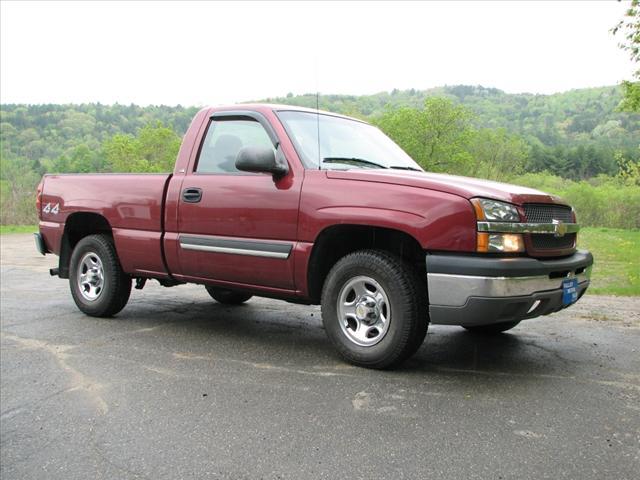 Photo of 2004 Chevrolet Silverado 1500
