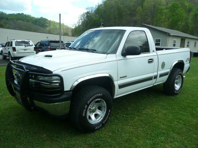 Photo of 2001 Chevrolet Silverado 1500