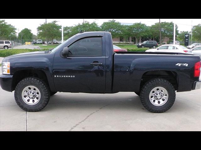 Photo of 2008 Chevrolet Silverado 1500