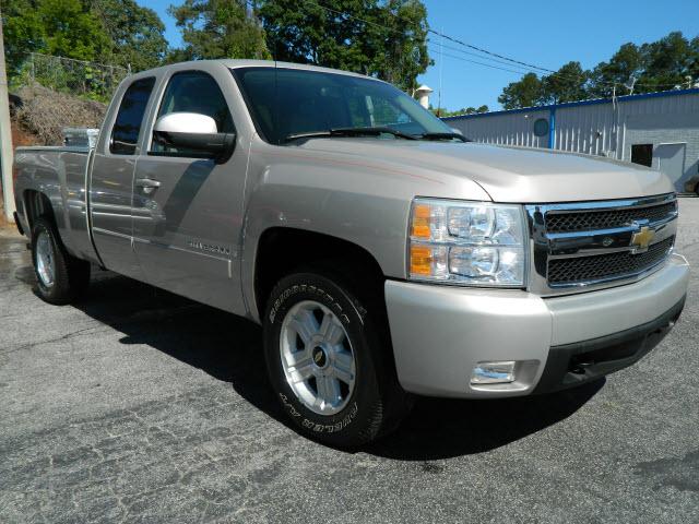 Photo of 2007 Chevrolet Silverado 1500