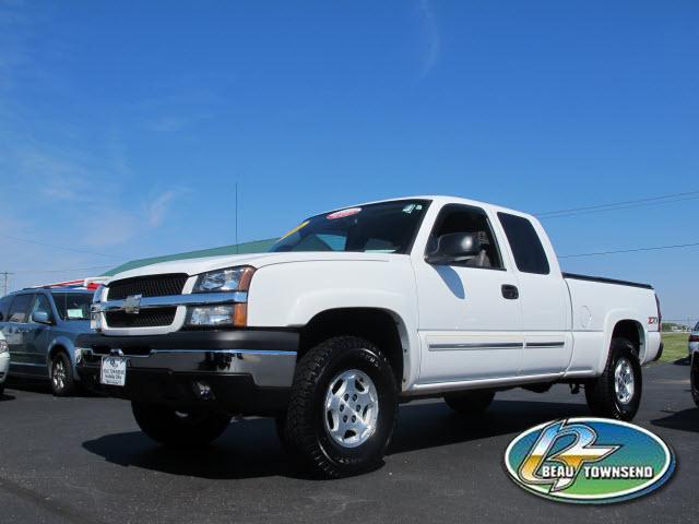 Photo of 2004 Chevrolet Silverado 1500