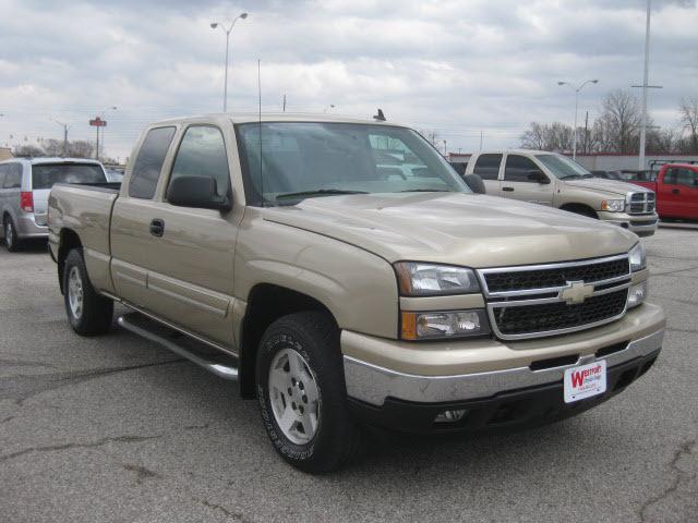 Photo of 2006 Chevrolet Silverado 1500