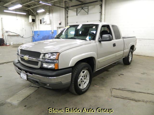 Photo of 2005 Chevrolet Silverado 1500