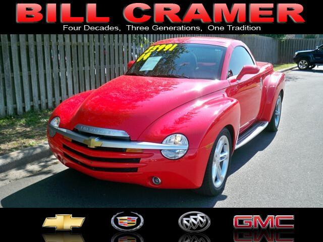 Photo of 2004 Chevrolet SSR