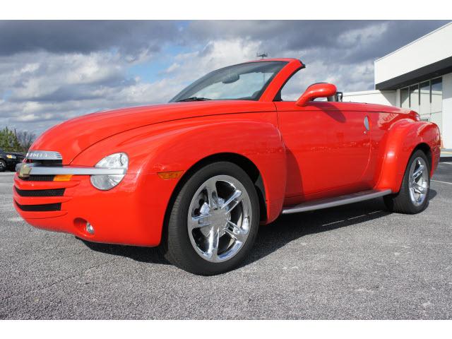 Photo of 2003 Chevrolet SSR
