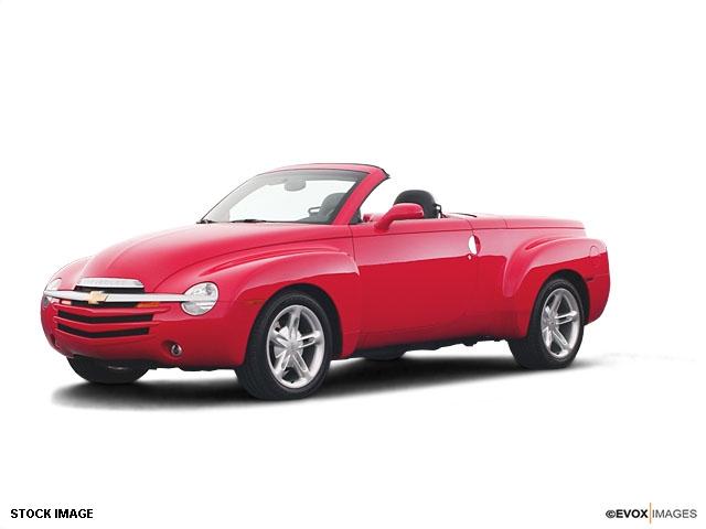 Photo of 2004 Chevrolet SSR