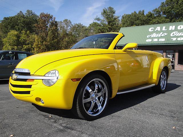 Photo of 2004 Chevrolet SSR