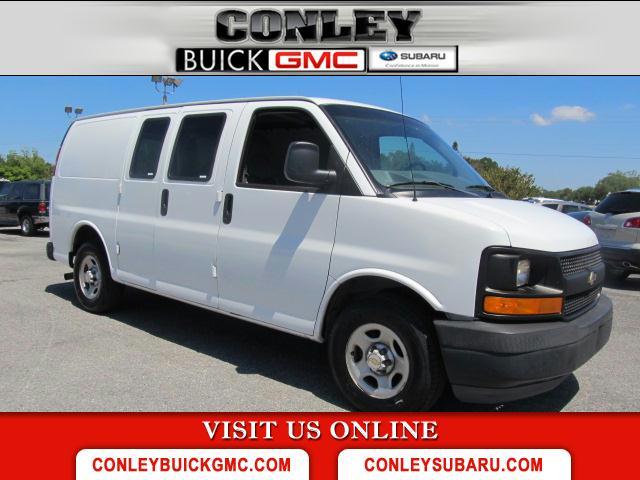 Photo of 2004 Chevrolet Express Cargo Van