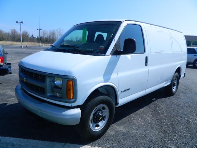 Photo of 2002 Chevrolet G2500