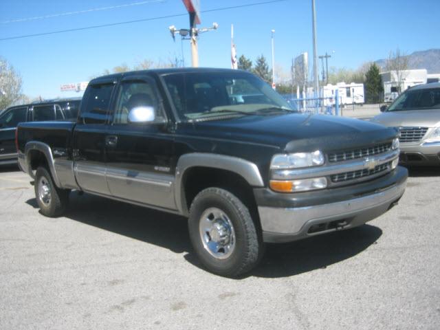 Photo of 2000 Chevrolet Silverado 2500