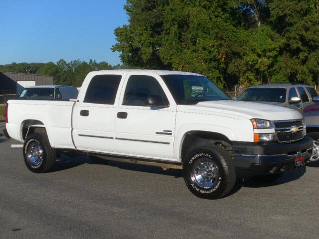 Photo of 2006 Chevrolet Silverado 2500HD